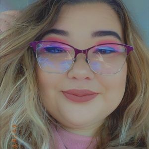 Meet your Posher, Charlotte